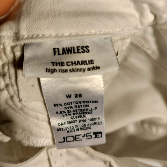 Joe's Jeans White Ankle Cropped Denim - Picture 6 of 6